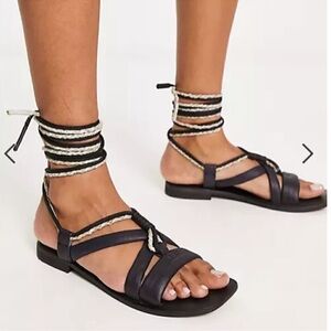 Free People Women's Black Sandals Linden Leather Wrap Flats